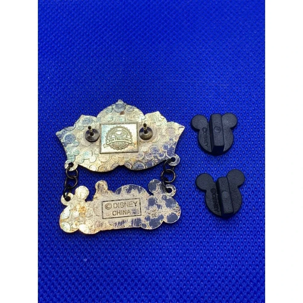 2012 Princess Crown Disney pin Dangle Element Glitter Gems